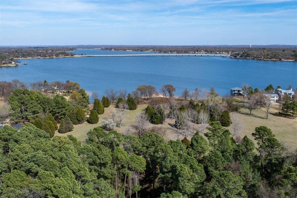 5660 Deerfield Lane, Mabank, TX 75156 5660 Deerfield Lane, Mabank, TX 75156