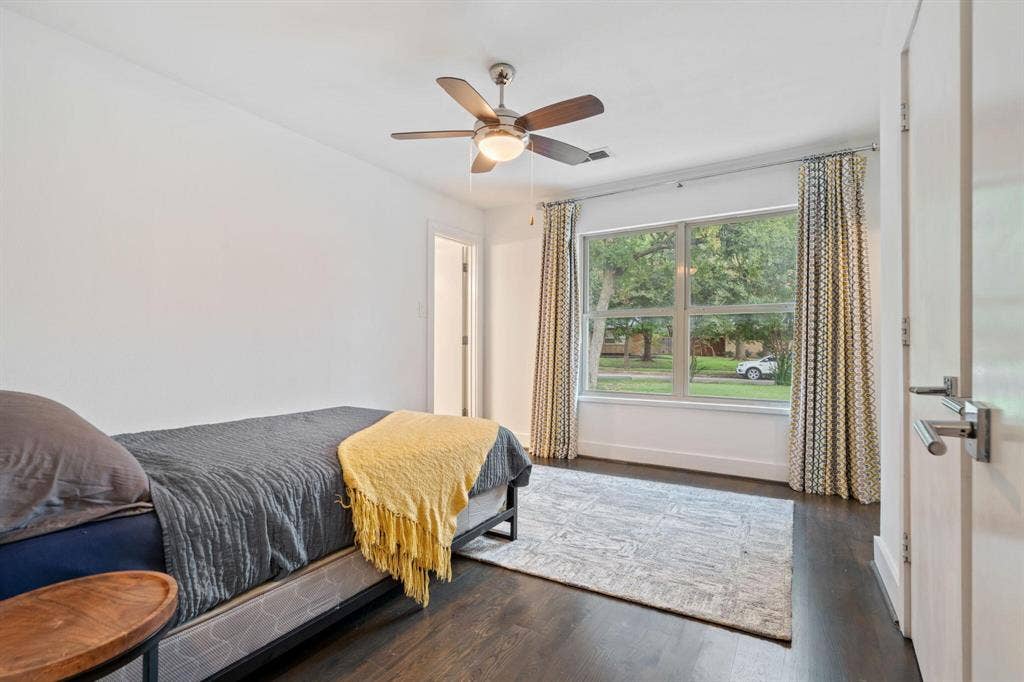 3427 Saint Cloud Circle, Dallas, TX 75229 3427 Saint Cloud Circle, Dallas, TX 75229
