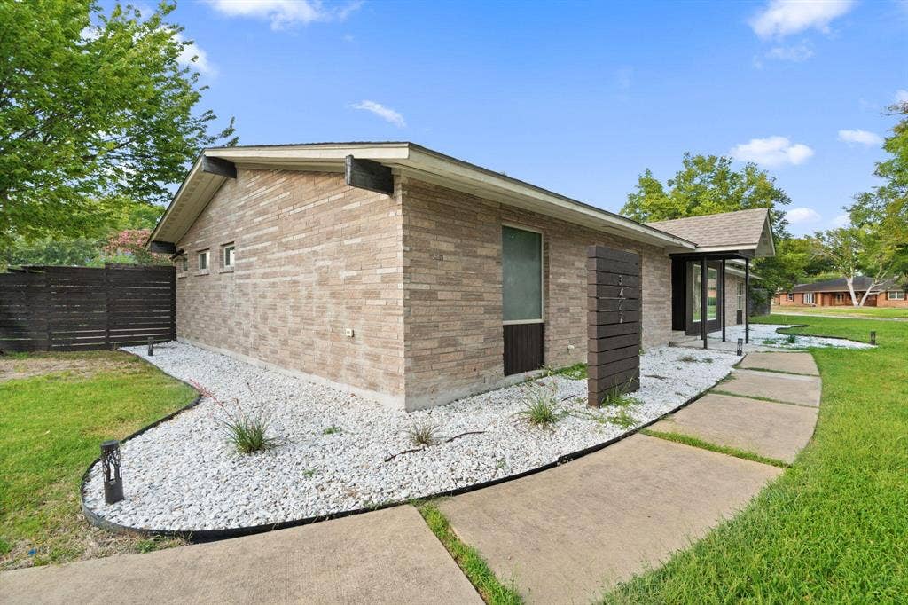 3427 Saint Cloud Circle, Dallas, TX 75229 3427 Saint Cloud Circle, Dallas, TX 75229