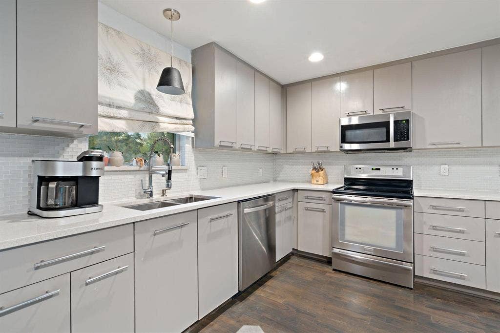 3427 Saint Cloud Circle, Dallas, TX 75229 3427 Saint Cloud Circle, Dallas, TX 75229