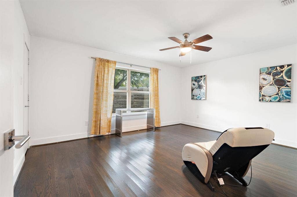 3427 Saint Cloud Circle, Dallas, TX 75229 3427 Saint Cloud Circle, Dallas, TX 75229