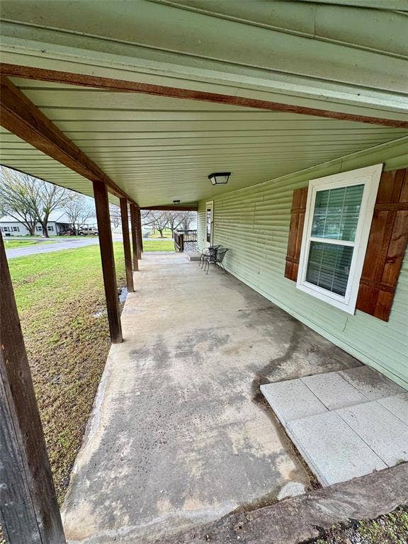 508 Sherry Street, Quinlan, TX 75474 Large covered front porch