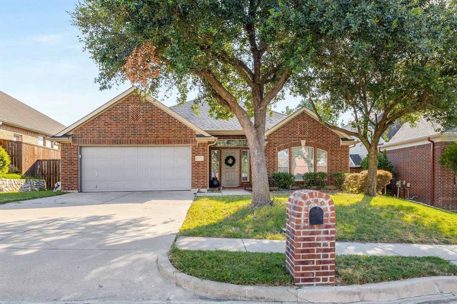 Property photo for 5144 Balmoral Court, Grand Prairie, TX