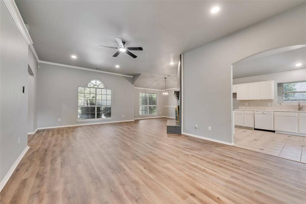 600 N Chattey Road, DeSoto, TX 75115 600 N Chattey Road, DeSoto, TX 75115