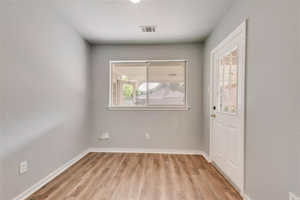 600 N Chattey Road, DeSoto, TX 75115 600 N Chattey Road, DeSoto, TX 75115