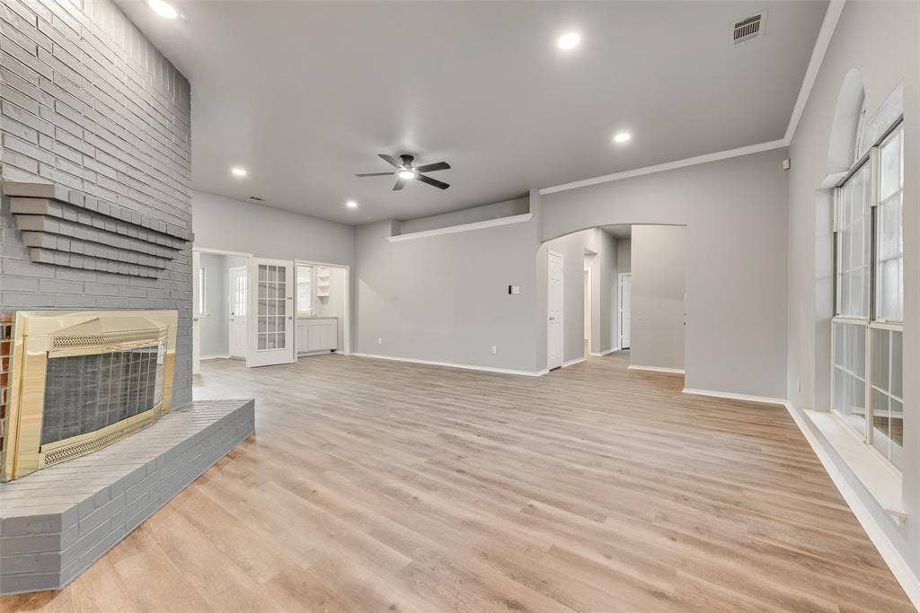 600 N Chattey Road, DeSoto, TX 75115 600 N Chattey Road, DeSoto, TX 75115