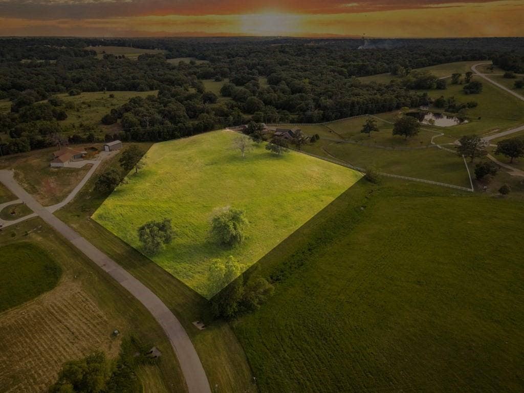 302/303 Lago Vista Drive, Athens, TX 75752 Aerial view at dusk with a rural view