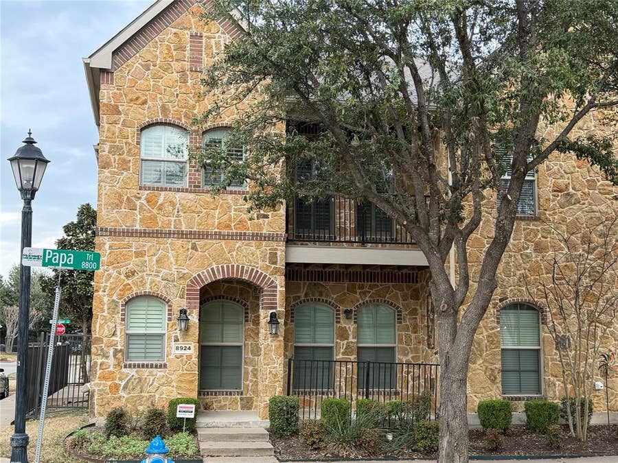 Property photo for 8924 Papa Trail, McKinney, TX