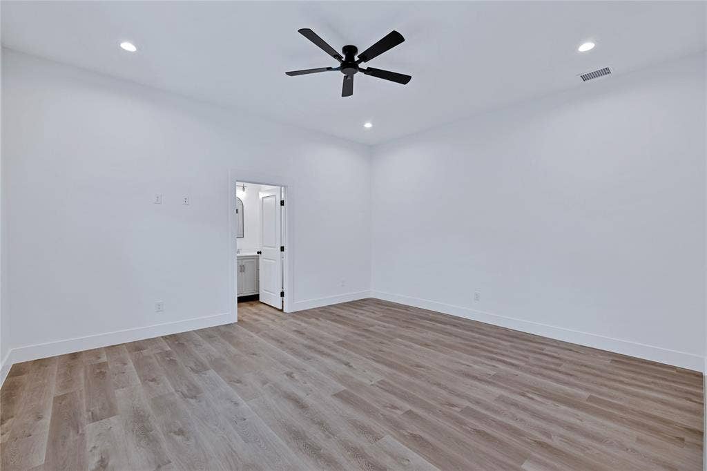 2844 S Marsalis Avenue, Dallas, TX 75216