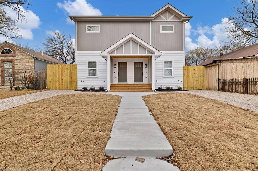 Property photo for 2844 S Marsalis Avenue, Dallas, TX