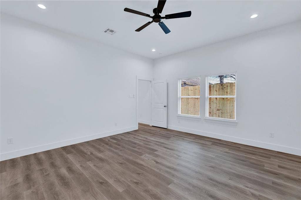2844 S Marsalis Avenue, Dallas, TX 75216