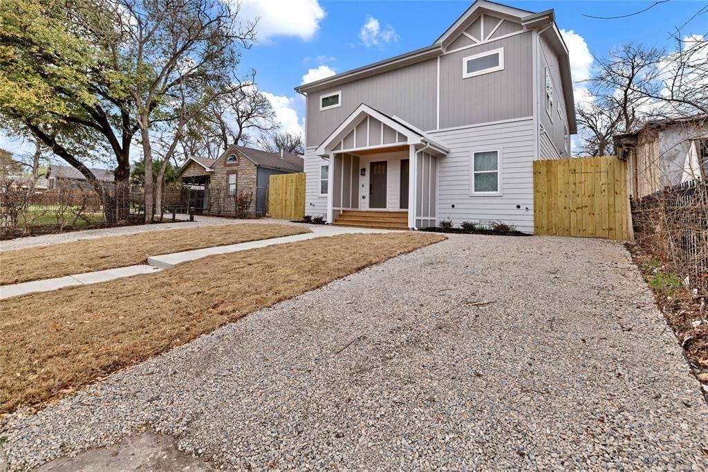 2844 S Marsalis Avenue, Dallas, TX 75216