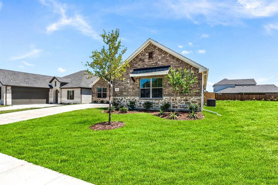 Property photo for 431 Maltese, Red Oak, TX