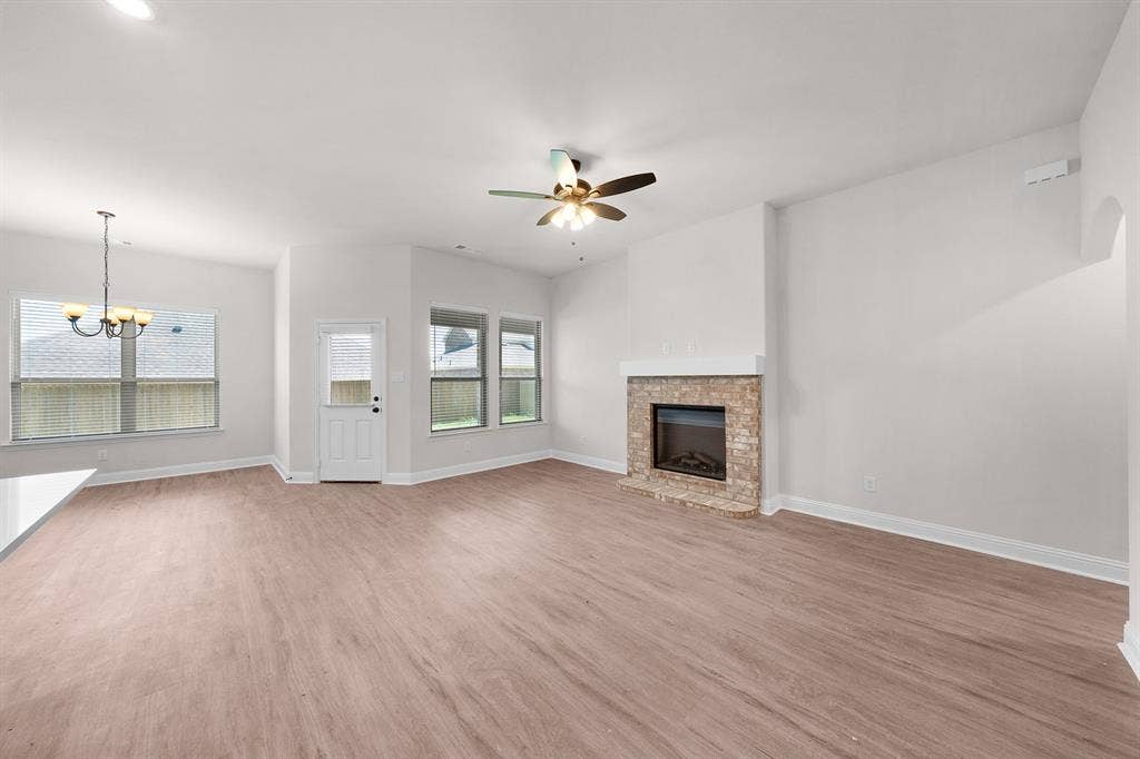 423 Maltese Drive, Red Oak, TX 75154 DSC02271