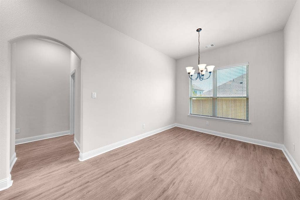 423 Maltese Drive, Red Oak, TX 75154 DSC02251