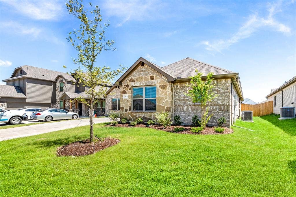 423 Maltese Drive, Red Oak, TX 75154 DSC02365