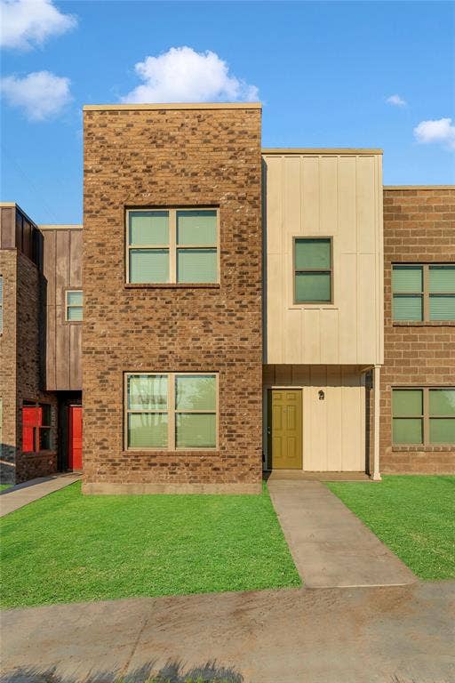 Property photo for 1716 Galveston Avenue, Fort Worth, TX