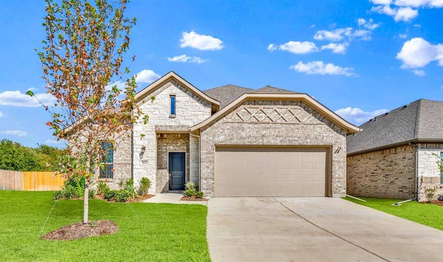 Property photo for 464 Steppe Place, Red Oak, TX