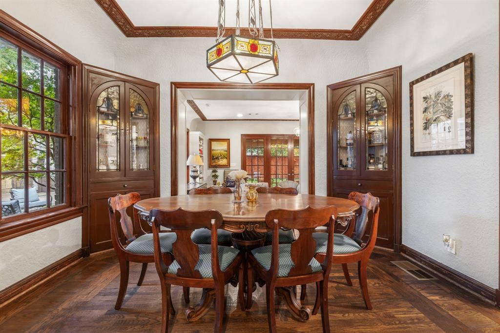 4309 Beverly Drive, Highland Park, TX 75205 4309 Beverly Drive, Highland Park, TX 75205