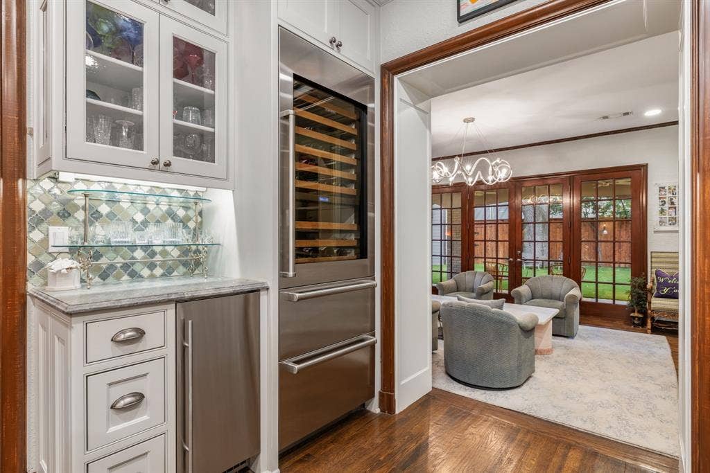 4309 Beverly Drive, Highland Park, TX 75205 4309 Beverly Drive, Highland Park, TX 75205