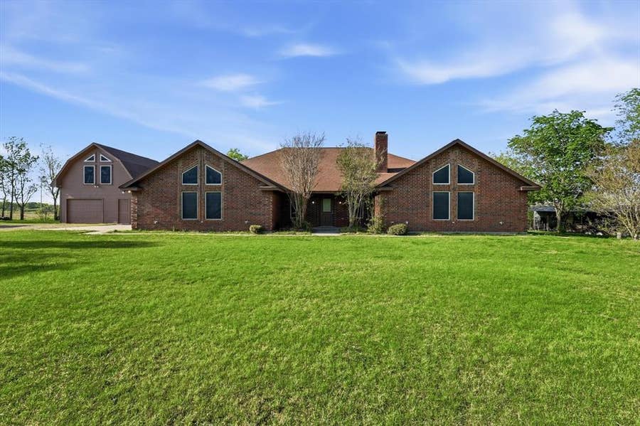 Property photo for 135 Private Road 2828, Decatur, TX