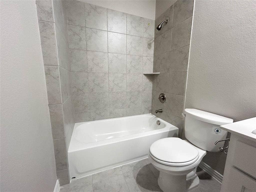 2120 Dena Drive, Waxahachie, TX 75165 2120 Dena Drive, Waxahachie, TX 75165