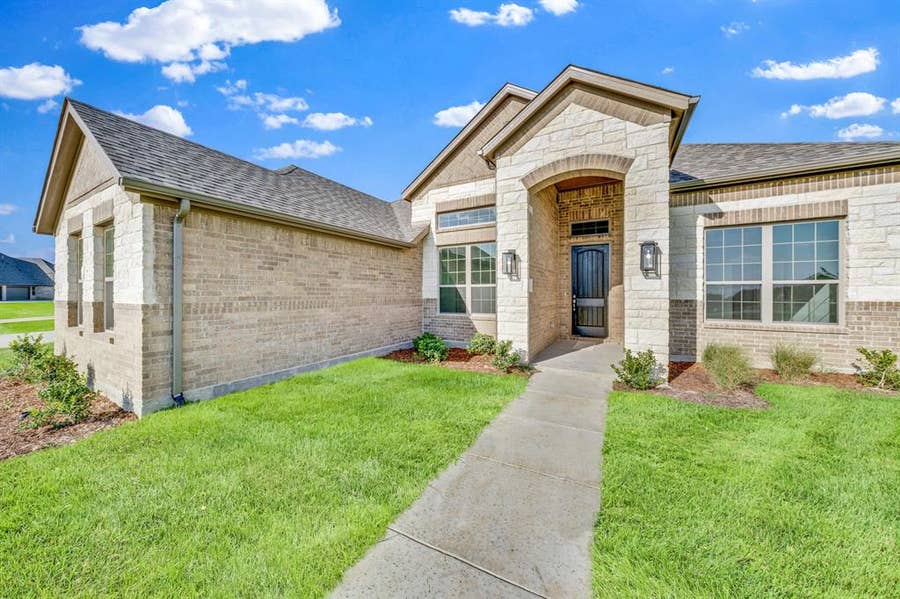 Property photo for 8335 Magnolia Court, Greenville, TX