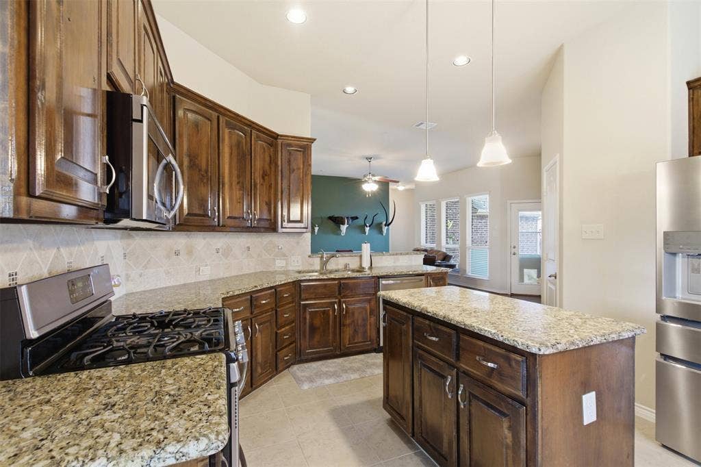 1540 Great Lakes Court, Rockwall, TX 75087 1540 Great Lakes Court, Rockwall, TX 75087