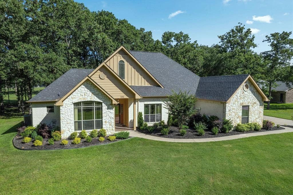 181 Saint Andrews Drive, Mabank, TX 75156 181 Saint Andrews Drive, Mabank, TX 75156