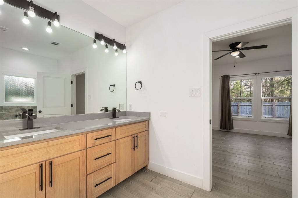 145 Barcelona Street, Payne Springs, TX 75156 Primary bath with dual sinks