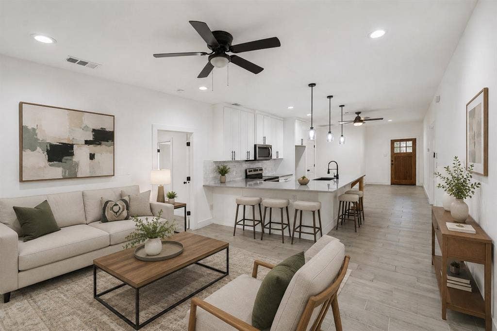 145 Barcelona Street, Payne Springs, TX 75156 Living room virtually staged