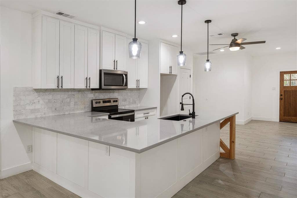145 Barcelona Street, Payne Springs, TX 75156 145 Barcelona Street, Payne Springs, TX 75156