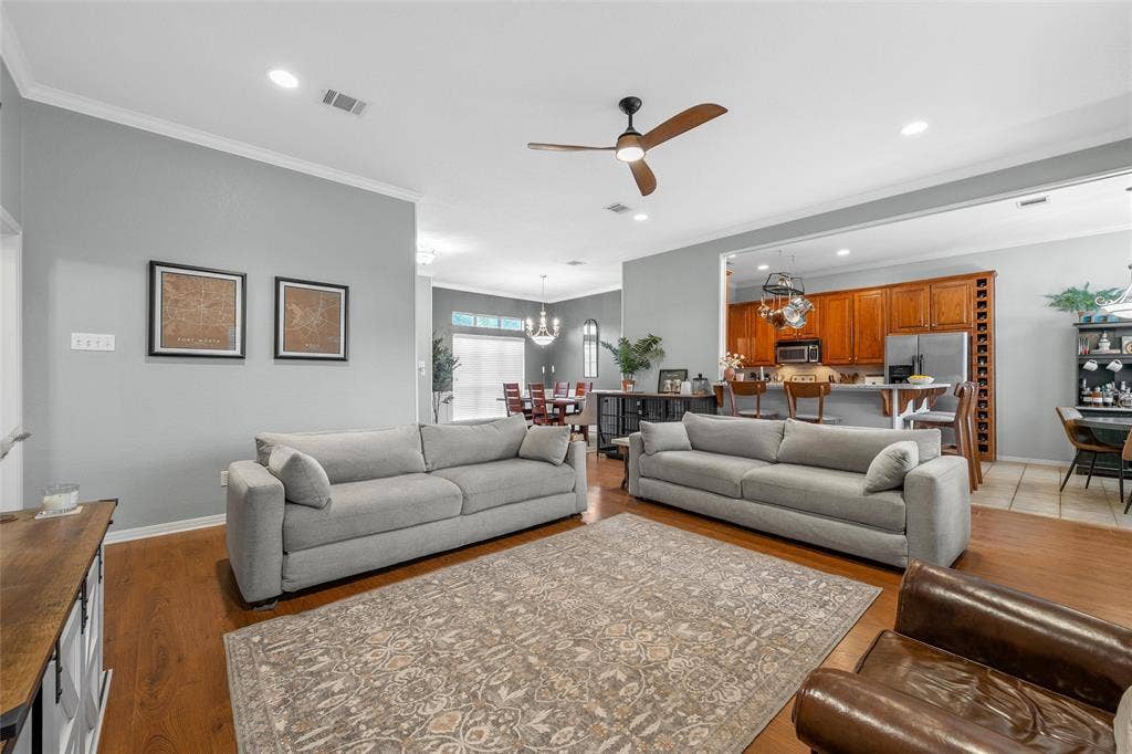 1400 Radisson Drive, Hewitt, TX 76643 1400 Radisson Drive, Hewitt, TX 76643
