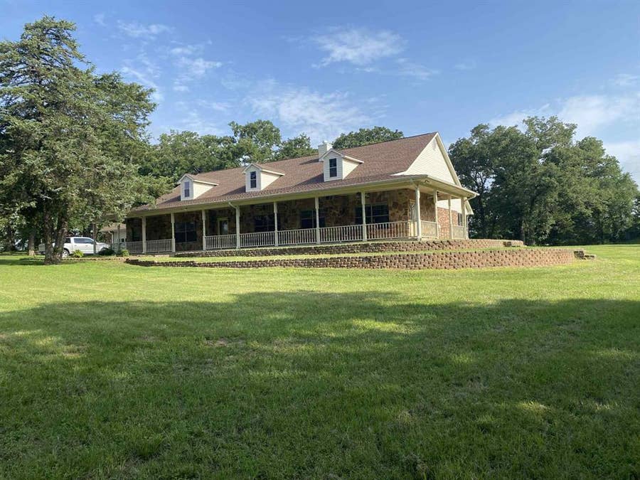 Property photo for 5304 Cedar Creek Drive, Kemp, TX