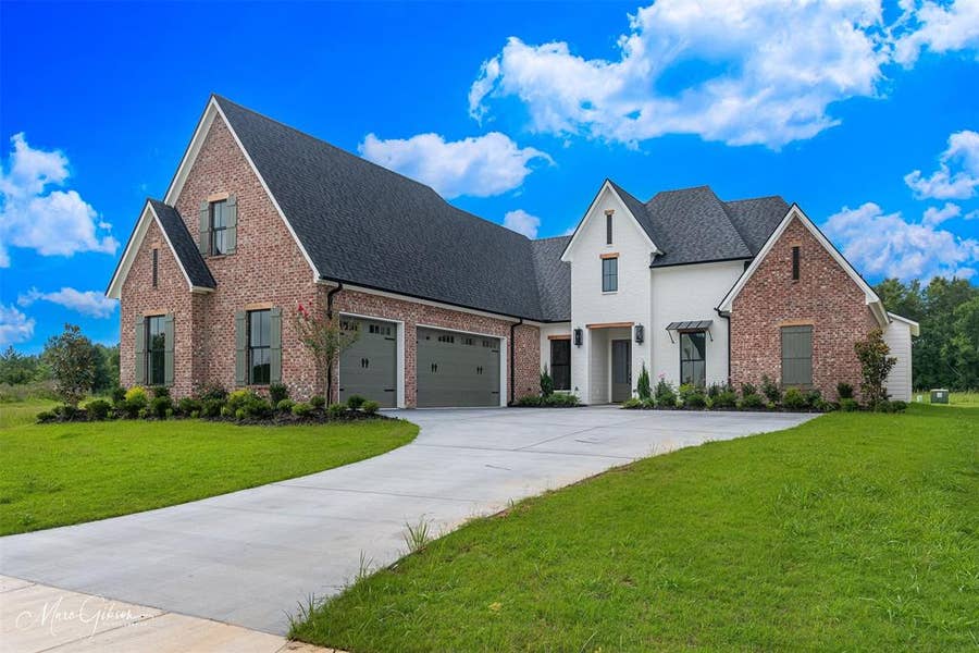 Property photo for 2128 Garrett Farms Row, Shreveport, LA