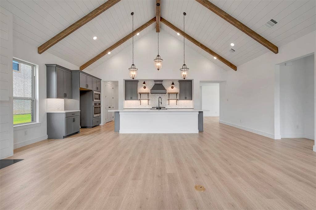 204 Phyllis Drive, Wylie, TX 75098 204 Phyllis Drive, Wylie, TX 75098
