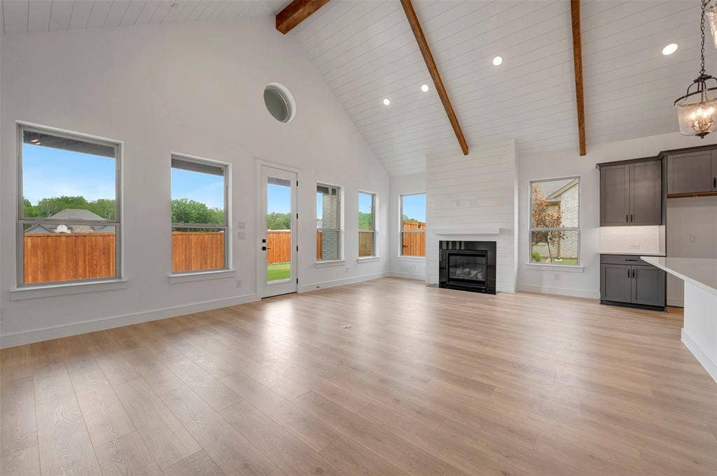 204 Phyllis Drive, Wylie, TX 75098 204 Phyllis Drive, Wylie, TX 75098