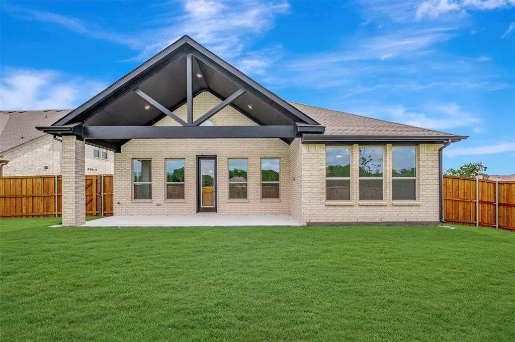 204 Phyllis Drive, Wylie, TX 75098 204 Phyllis Drive, Wylie, TX 75098