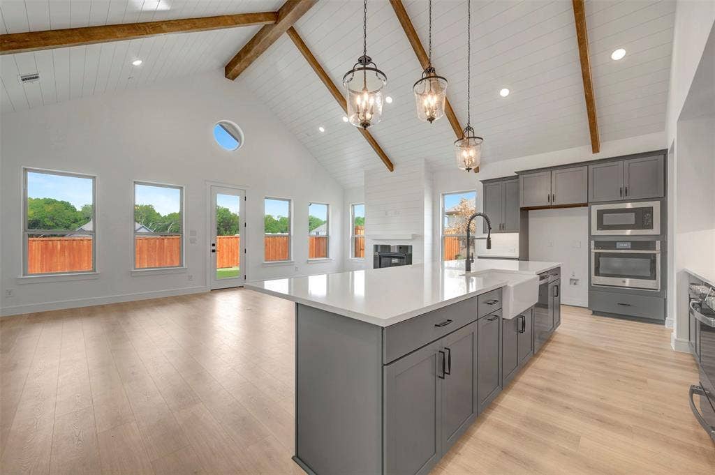 204 Phyllis Drive, Wylie, TX 75098 204 Phyllis Drive, Wylie, TX 75098
