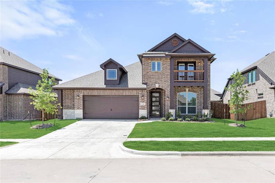 Property photo for 124 Rosewood Drive, Glenn Heights, TX
