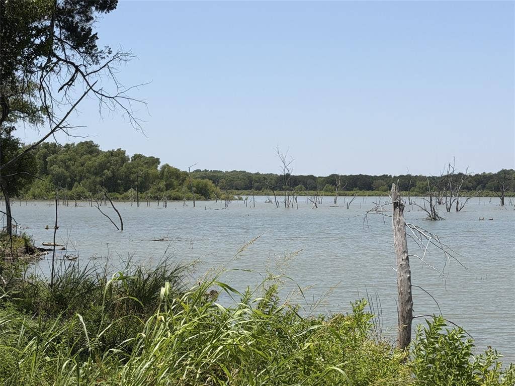 14014 Harbor Drive, Woodway, TX 76712 Lake access/view from base of property