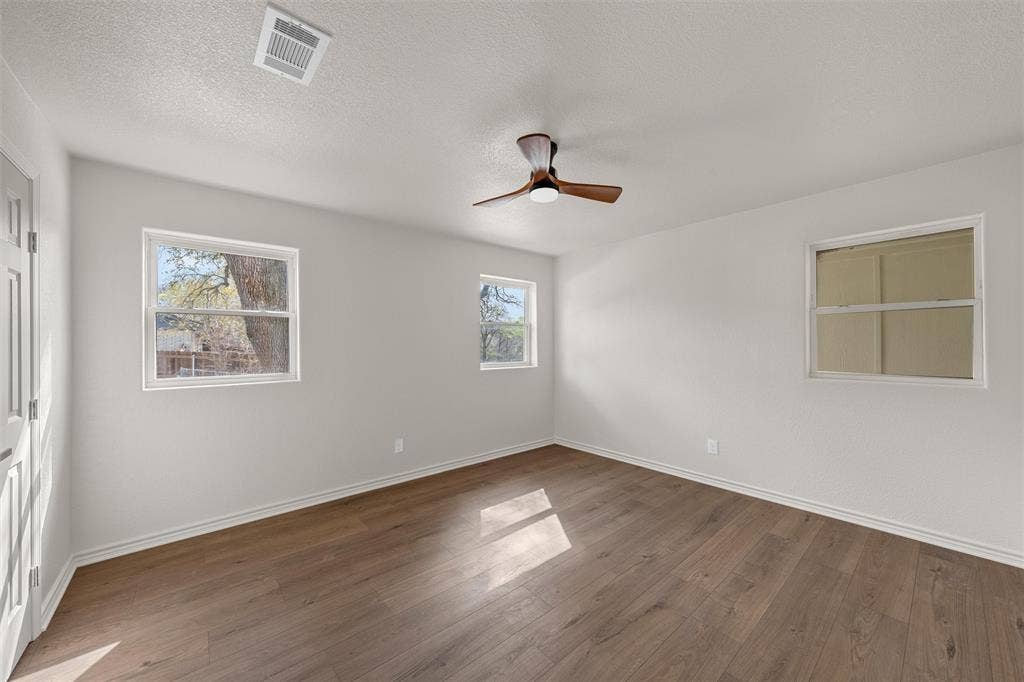 14014 Harbor Drive, Woodway, TX 76712 14014 Harbor Drive, Woodway, TX 76712