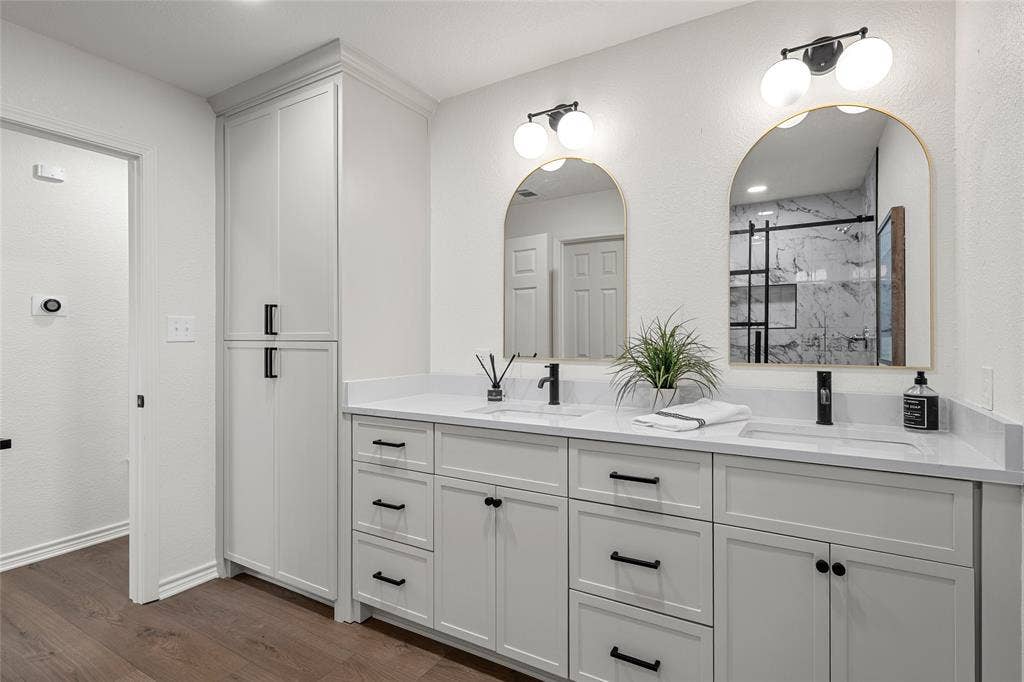 14014 Harbor Drive, Woodway, TX 76712 14014 Harbor Drive, Woodway, TX 76712
