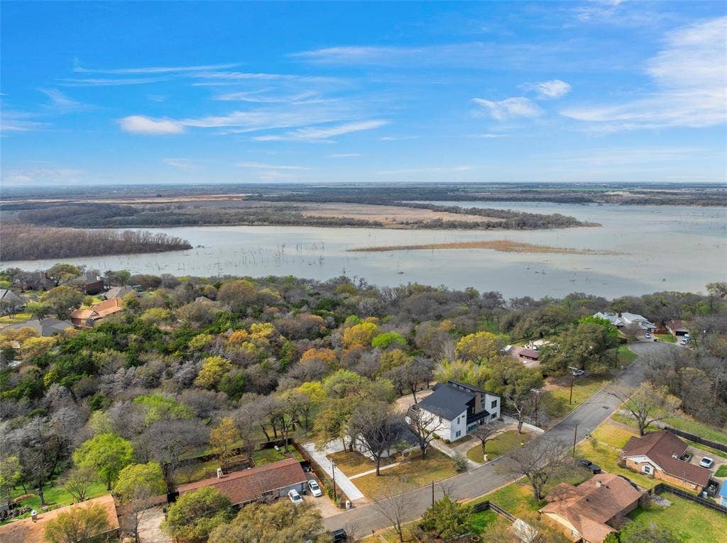 14014 Harbor Drive, Woodway, TX 76712 14014 Harbor Drive, Woodway, TX 76712