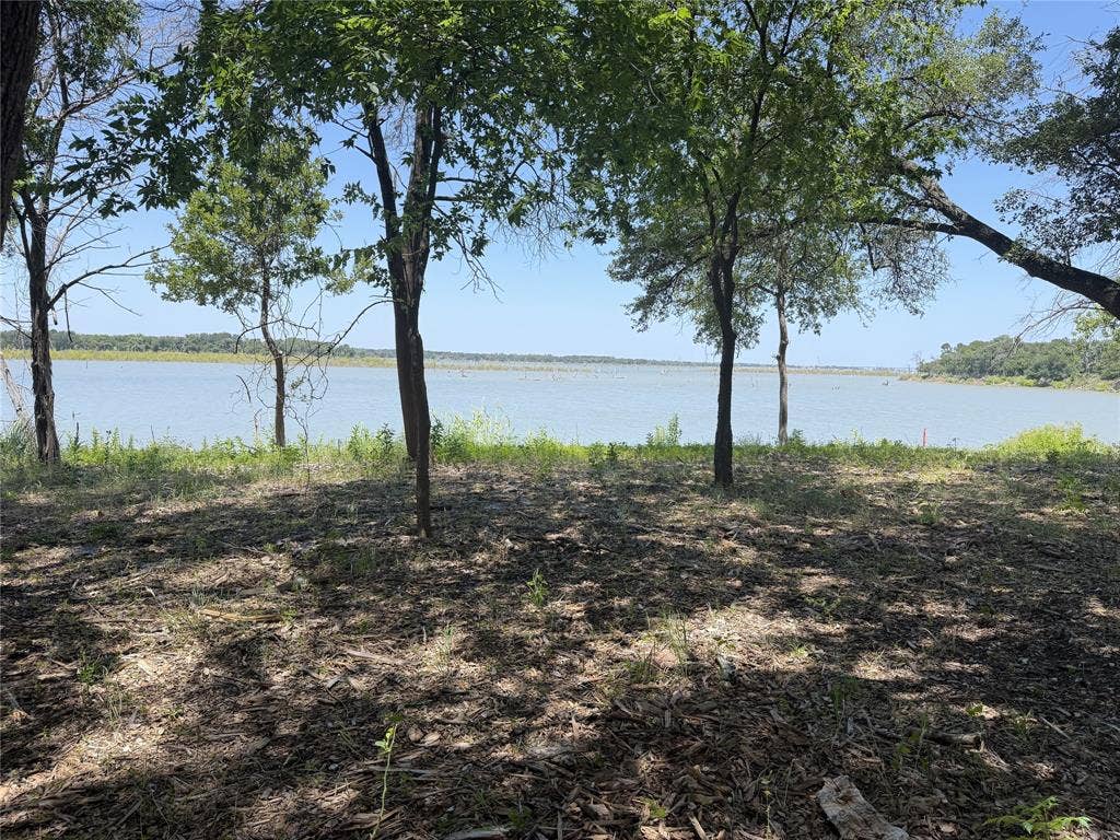 14014 Harbor Drive, Woodway, TX 76712 Lake access/view from base of property