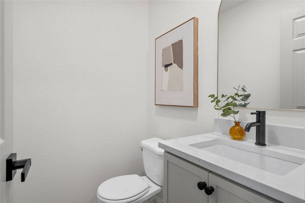 14014 Harbor Drive, Woodway, TX 76712 14014 Harbor Drive, Woodway, TX 76712