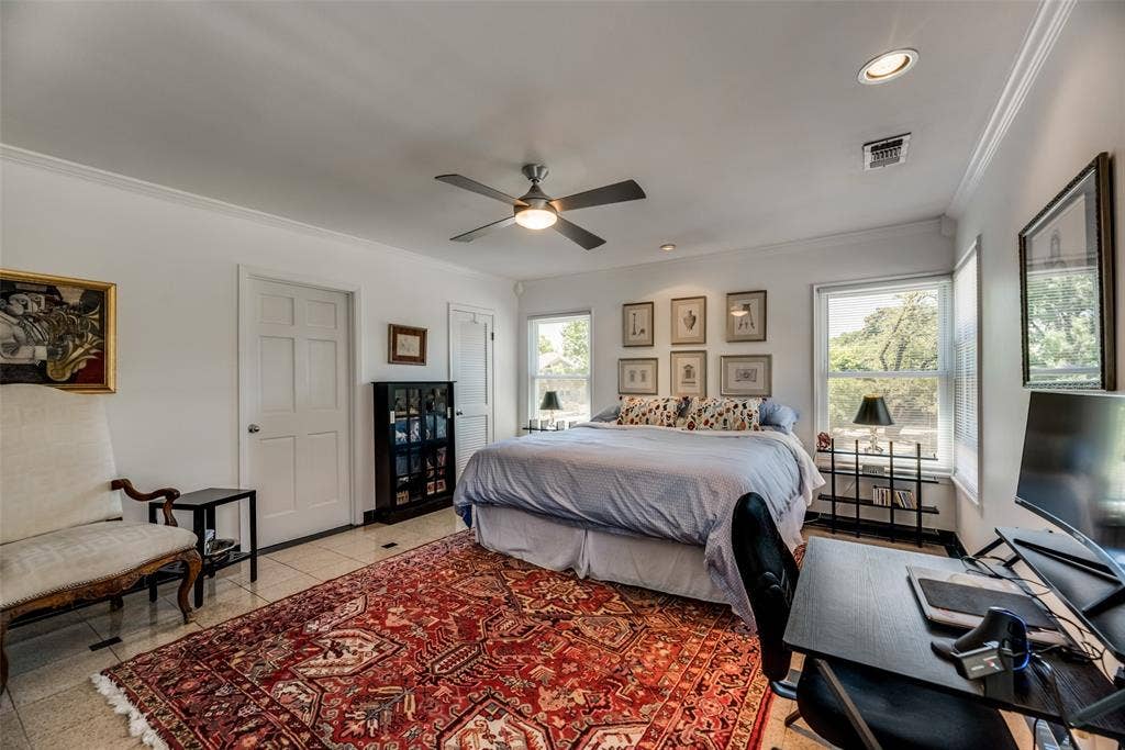 Upstairs, third bedroom.