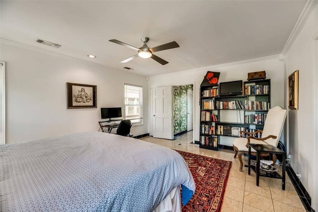 Upstairs, third bedroom