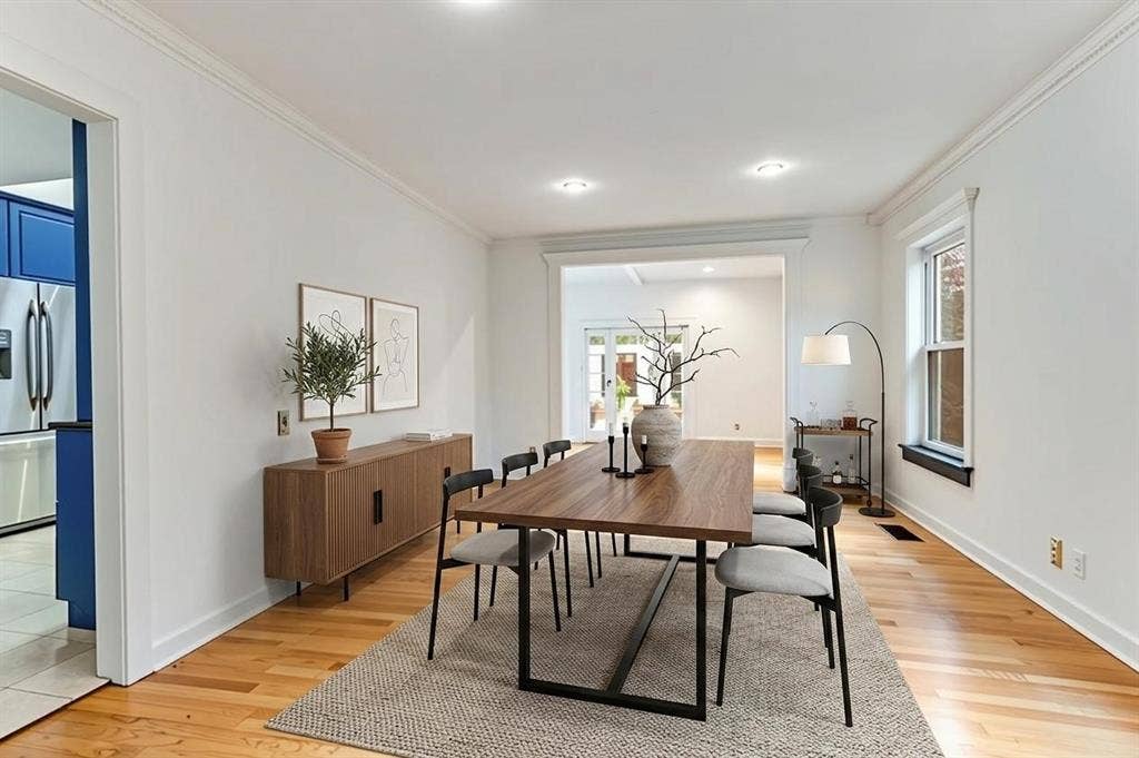 Dining Room (Virtually Staged)