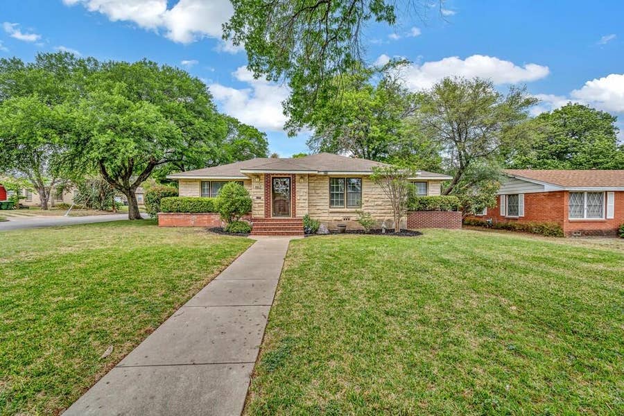 Property photo for 3917 Morrow Avenue, Waco, TX
